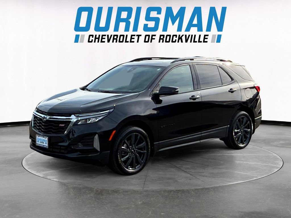 Used 2023 Chevrolet Equinox RS AWD/4WD image 2