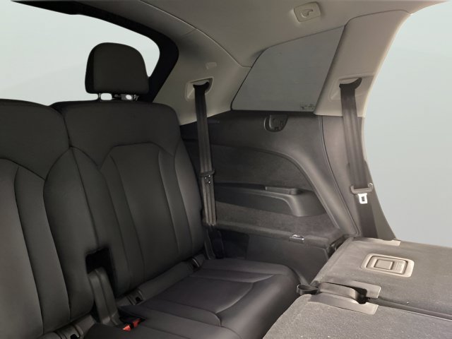 Used 2023 Audi Q7 2.0T Premium w/ Convenience Package AWD/4WD image 41