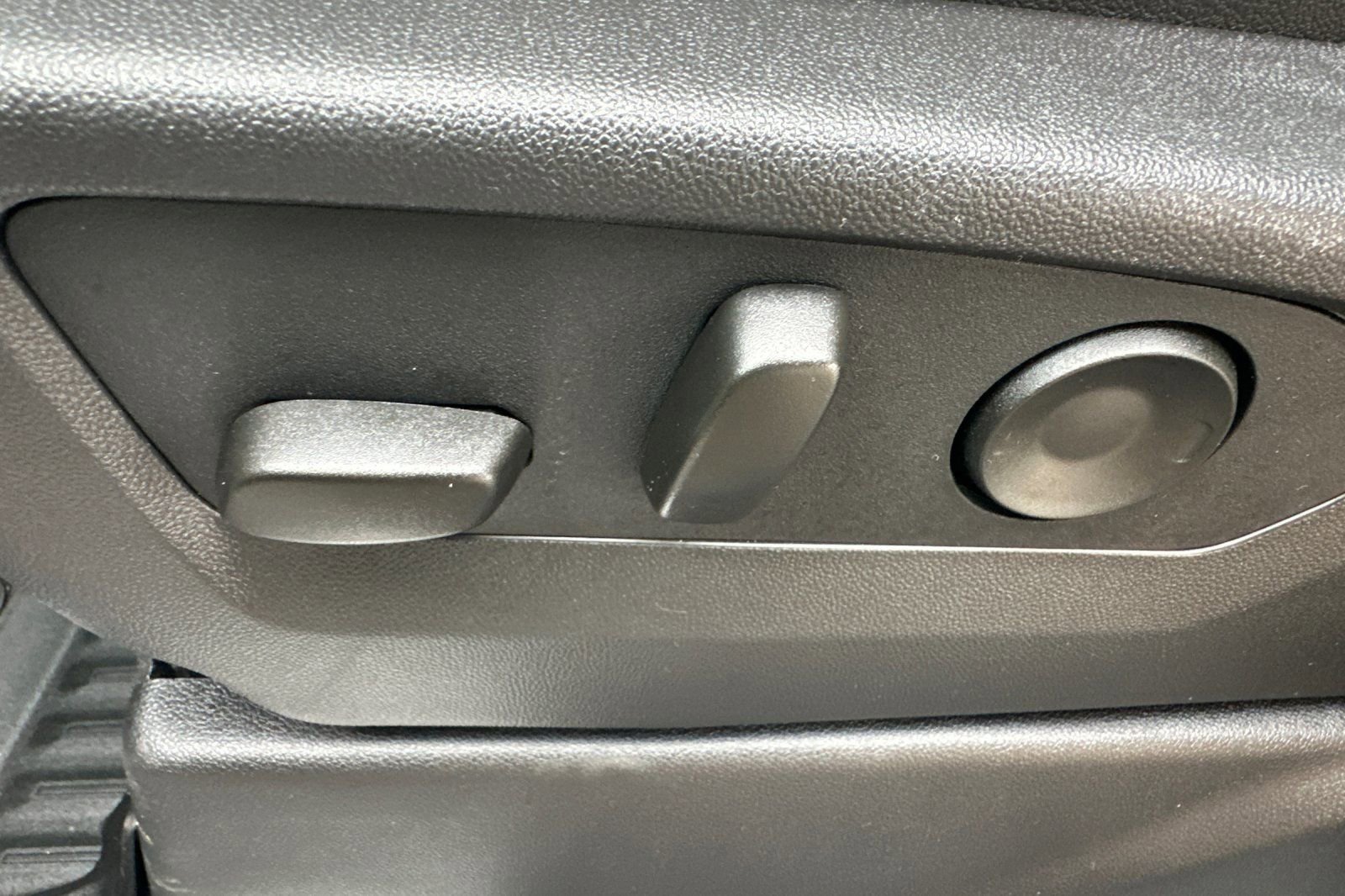 Certified 2026 GMC Sierra 1500 AT4 w/ AT4 Premium Package image 12