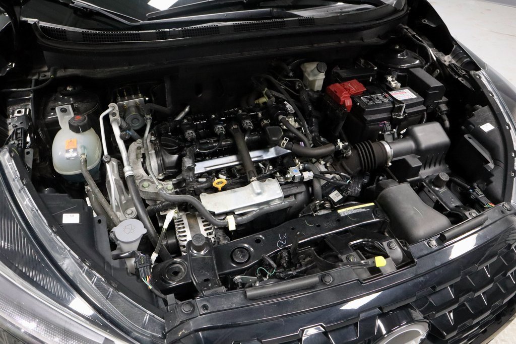 Certified 2023 Nissan Kicks SR image 15