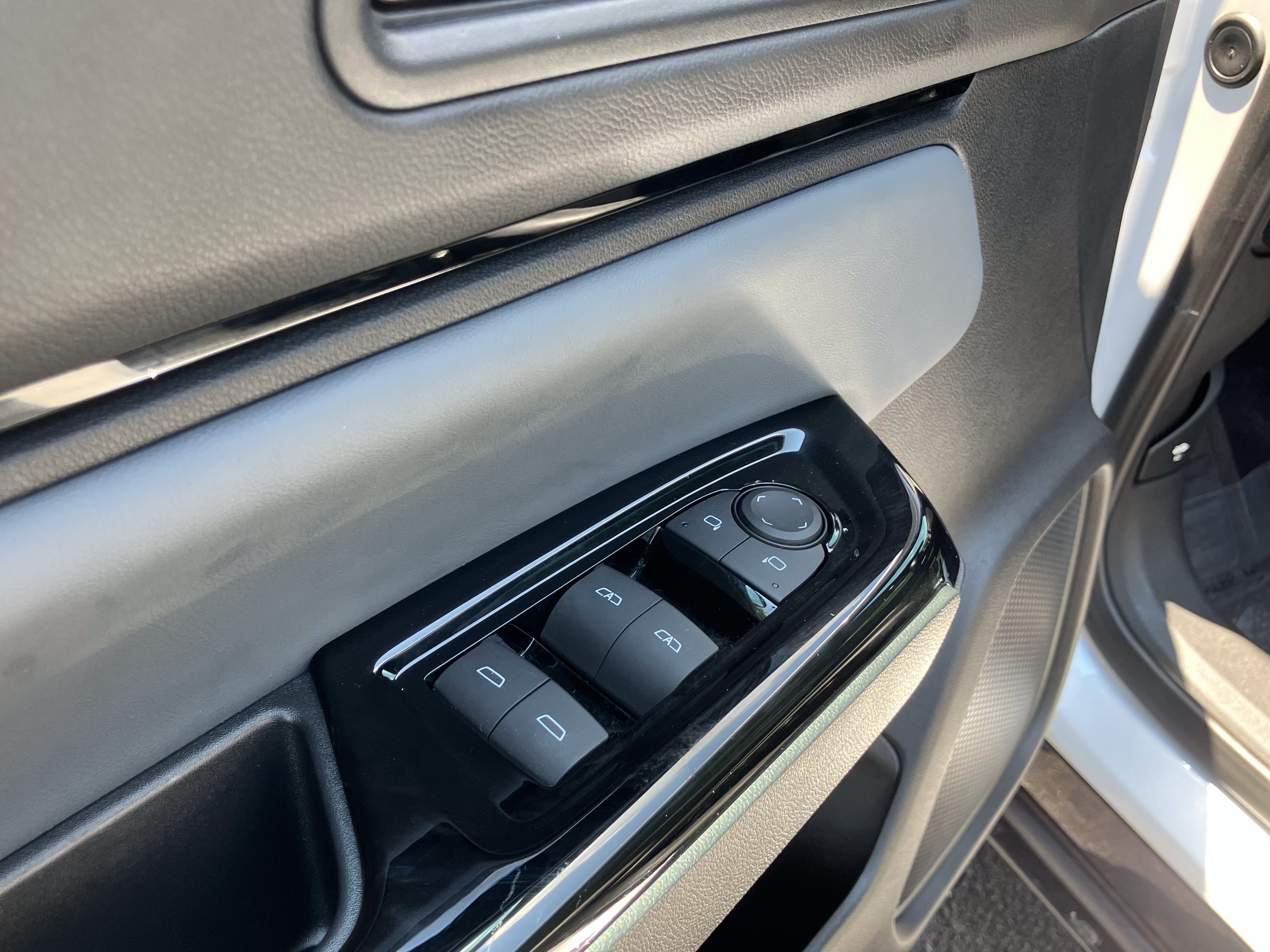 Used 2024 Honda Prologue Touring image 15