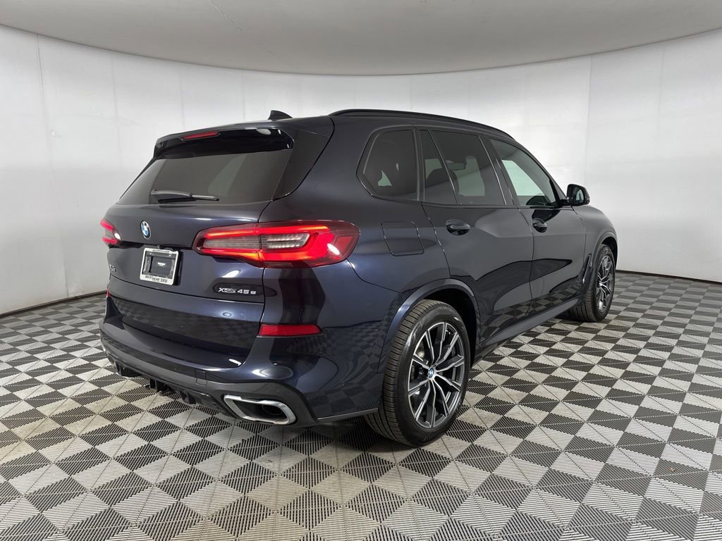 Used 2021 BMW X5 xDrive45e w/ M Sport Package image 27
