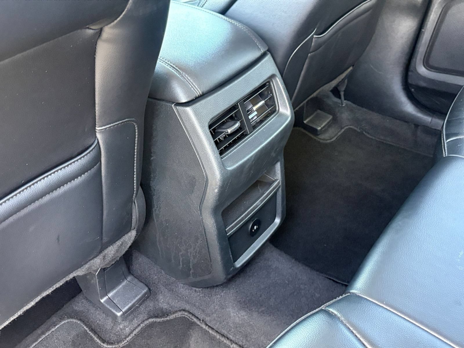 Used 2024 Ford Edge SEL AWD/4WD image 24