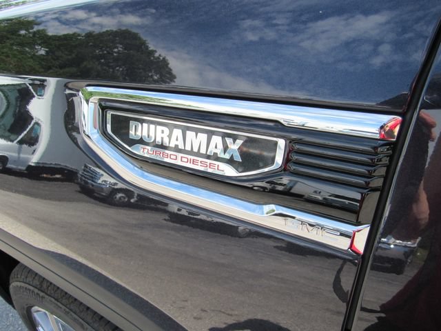 Certified 2023 GMC Sierra 1500 Denali w/ Denali Reserve Package AWD/4WD image 10