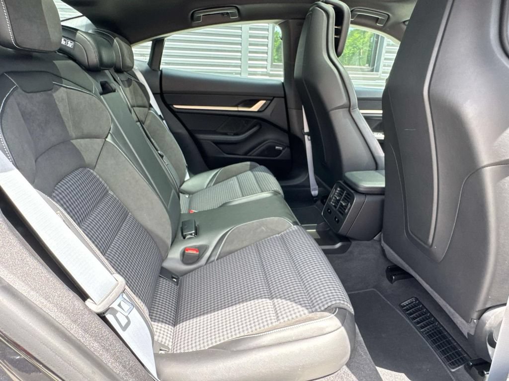 Certified 2025 Porsche Taycan 4S AWD/4WD image 14