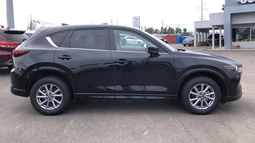 Used 2025 MAZDA CX-5 AWD 2.5 S w/ Preferred Package image 9