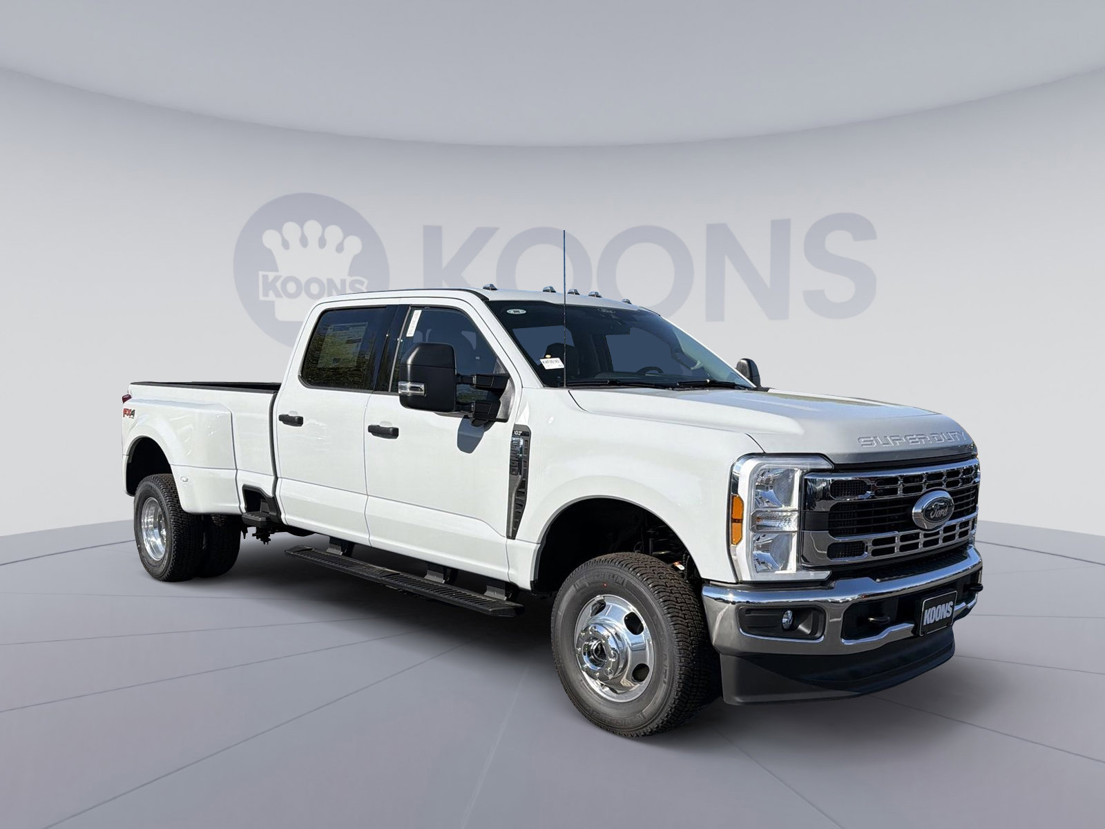 New 2026 Ford F350 XLT w/ 360-Degree Camera Package AWD/4WD image 10