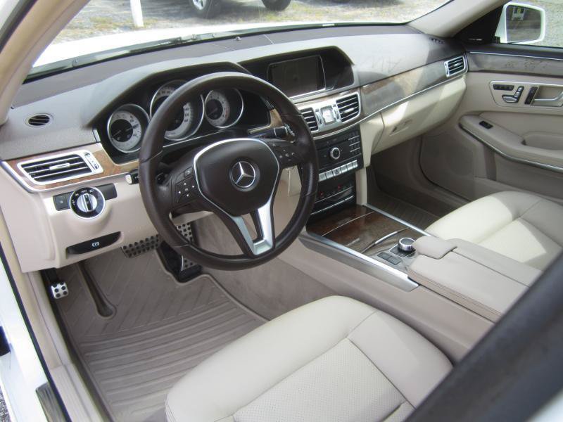 Used 2016 Mercedes-Benz E 350 4MATIC Sedan image 11