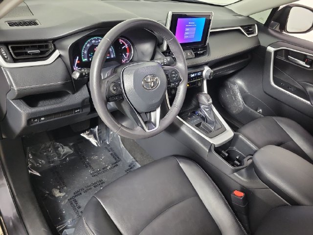 Used 2023 Toyota RAV4 XLE Premium FWD image 18