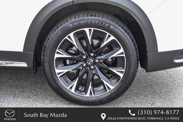Certified 2024 MAZDA CX-90 Plug-In Hybrid w/ Premium Pkg AWD/4WD image 10