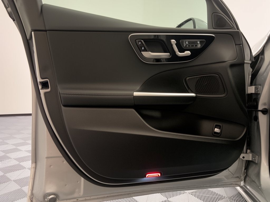 New 2026 Mercedes-Benz C 300 Sedan image 14
