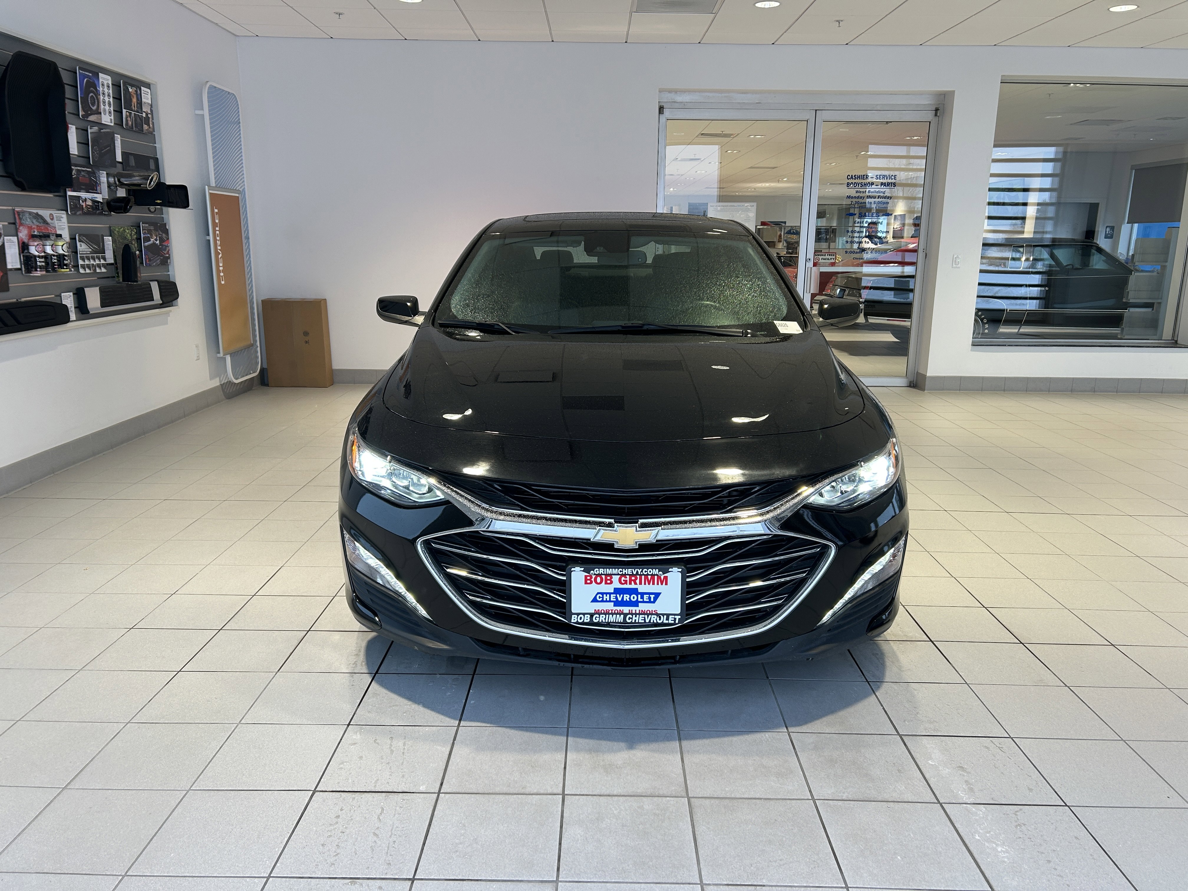 Used 2024 Chevrolet Malibu LT image 5