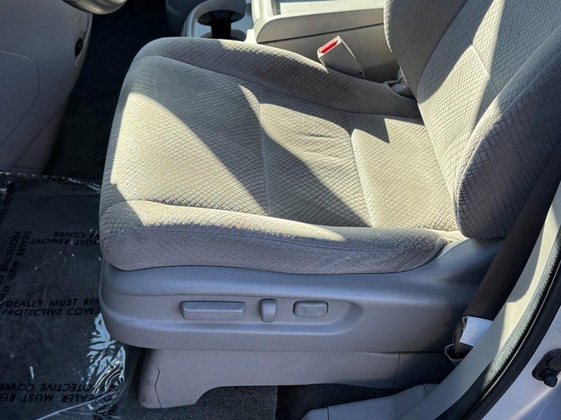 Used 2014 Honda Odyssey EX image 25