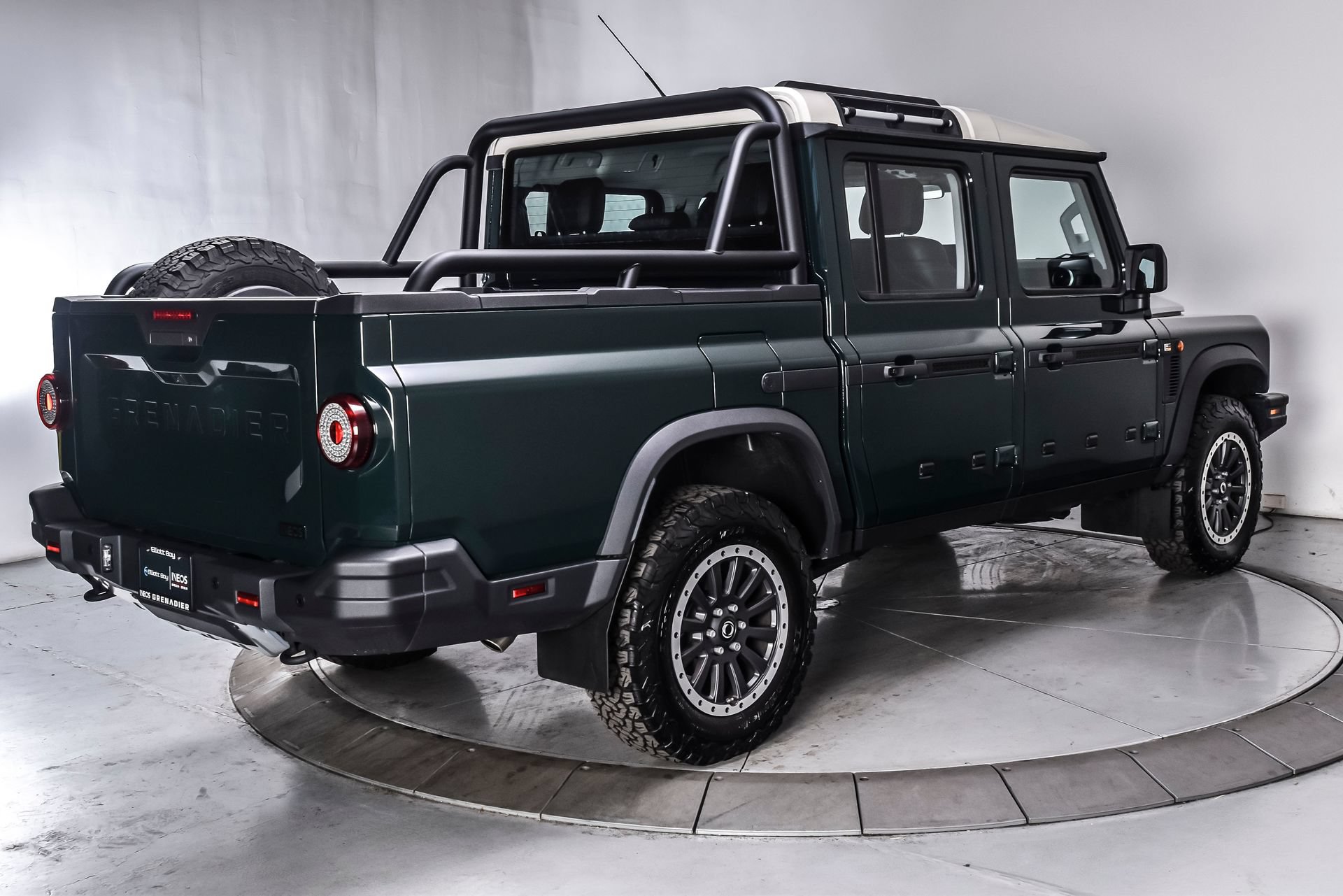 Used 2025 INEOS Grenadier Quartermaster AWD/4WD image 6