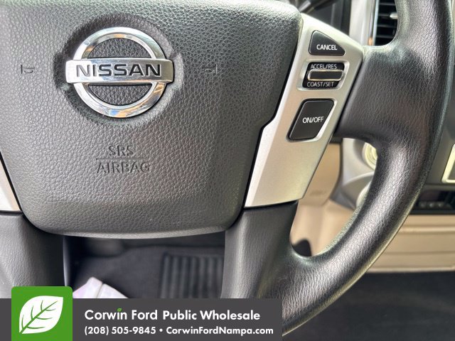 Used 2019 Nissan Titan SV AWD/4WD image 17