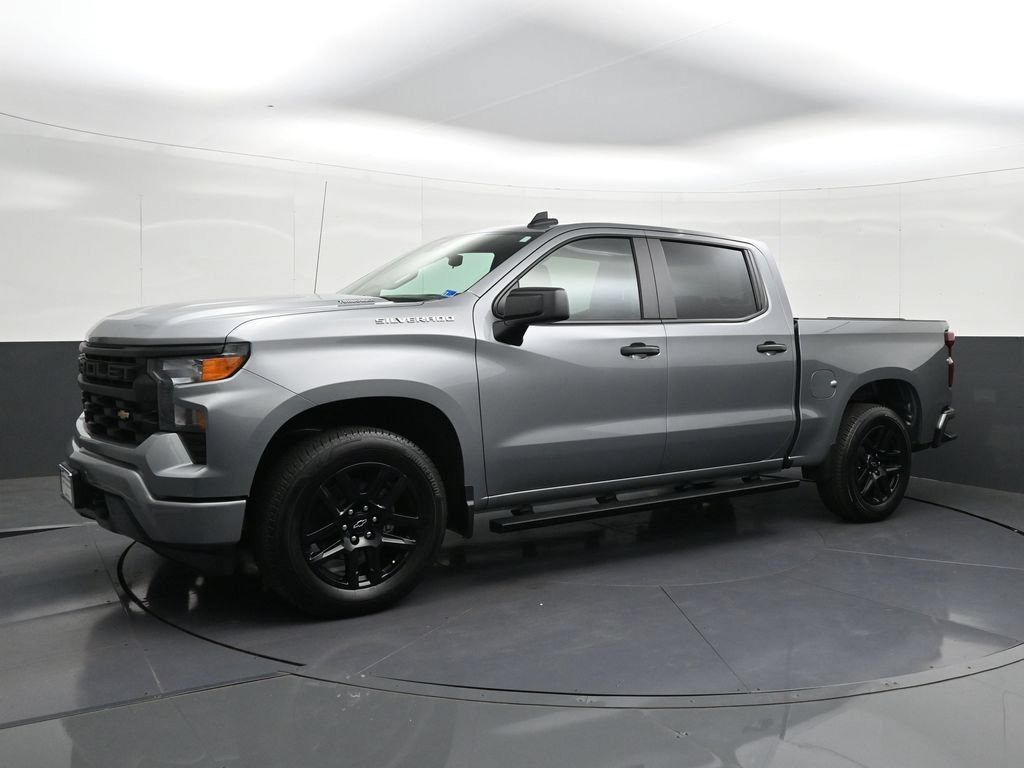 Certified 2025 Chevrolet Silverado 1500 Custom RWD image 1