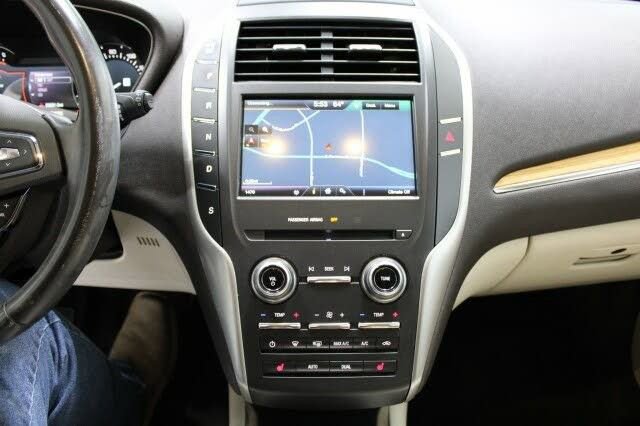 Used 2015 Lincoln MKC AWD w/ Equipment Group 101A Select image 24