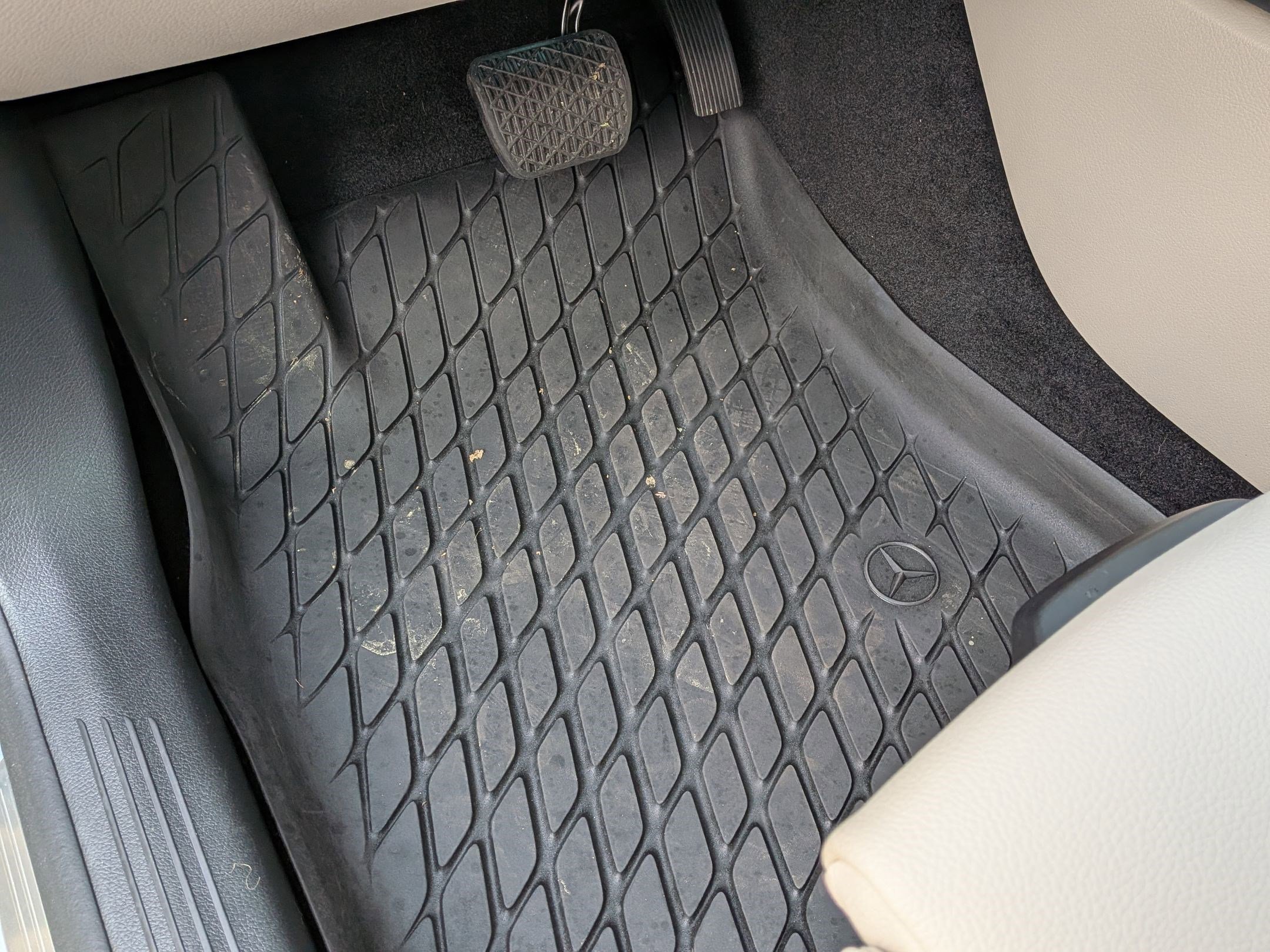 Certified 2026 Mercedes-Benz GLB 250 image 17