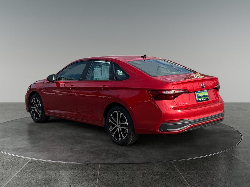 Used 2024 Volkswagen Jetta Sport FWD image 7