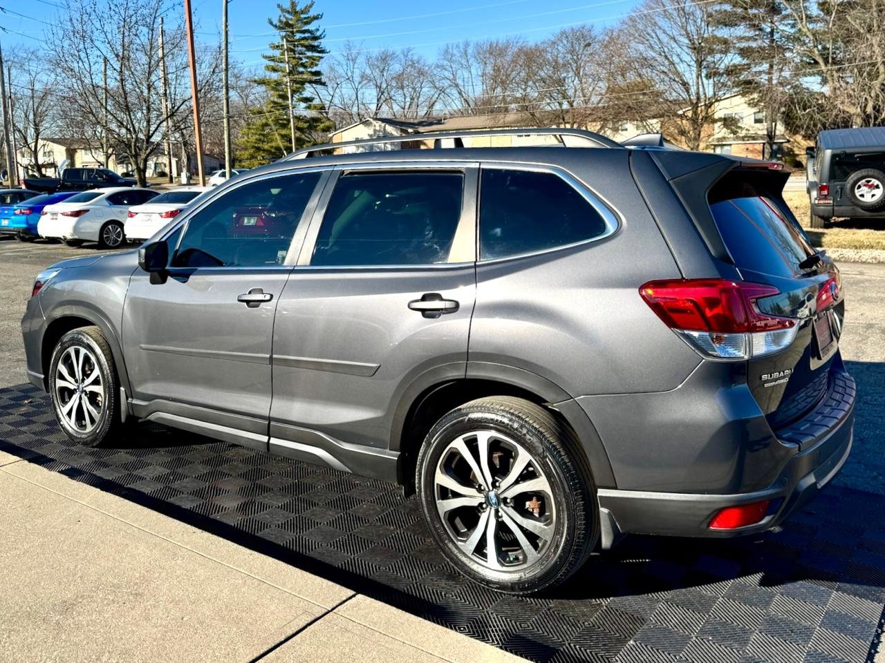 Used 2021 Subaru Forester Limited AWD/4WD image 3