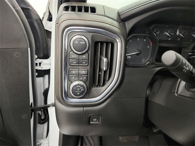 Used 2023 GMC Sierra 2500 AT4 w/ Gooseneck/5TH Wheel Package image 16