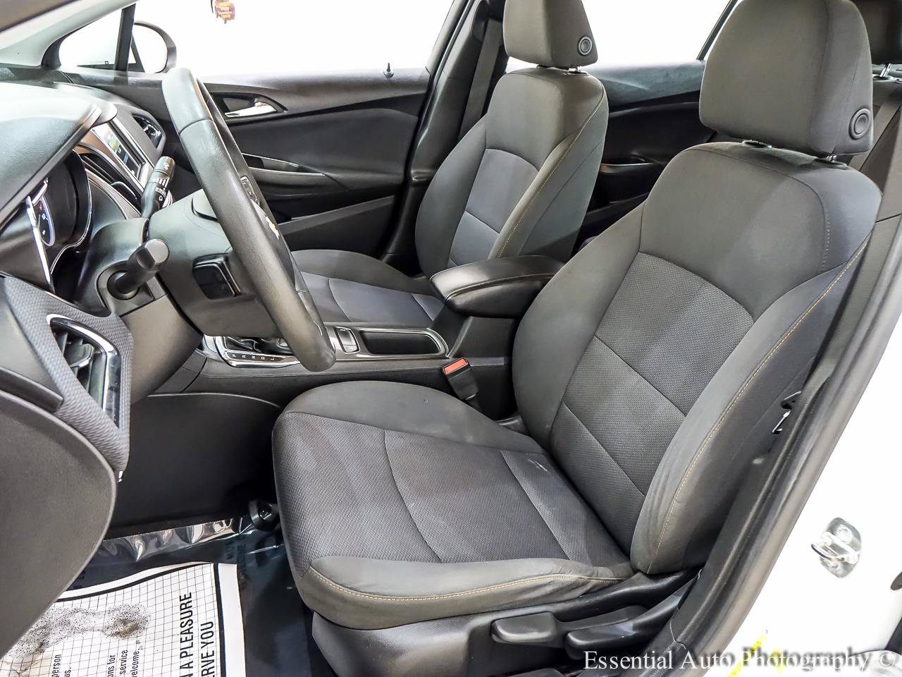 Used 2019 Chevrolet Cruze LS w/ LS Convenience Package FWD image 13