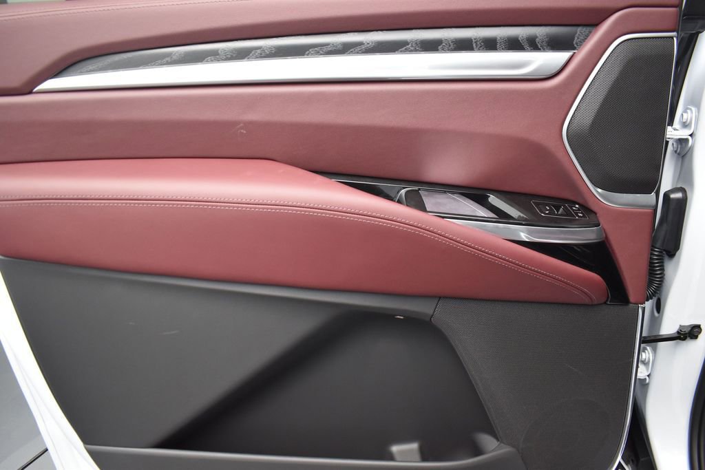 Certified 2026 Cadillac Escalade ESV Sport w/ Touring Package AWD/4WD image 26