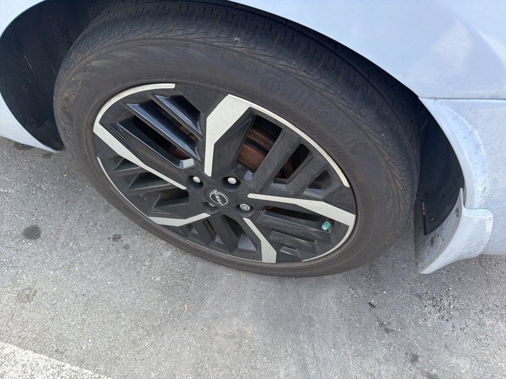 Certified 2024 Nissan Versa SR w/ Trunk Package image 10