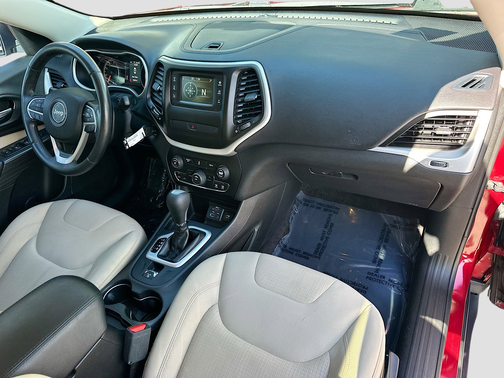 Used 2017 Jeep Cherokee Latitude image 33