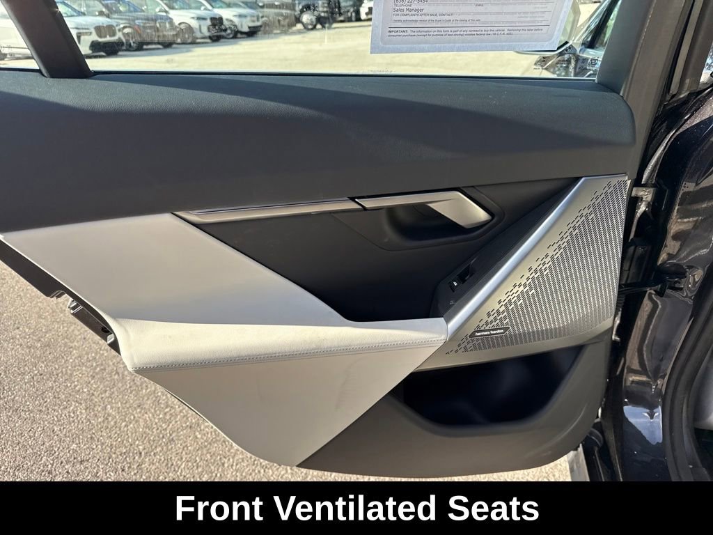 Used 2025 BMW 530i xDrive w/ Premium Package image 27