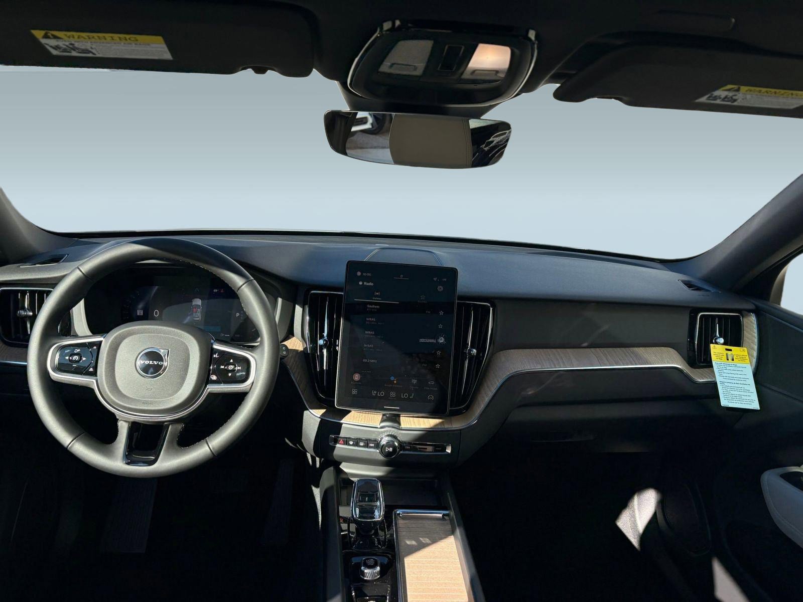 Certified 2026 Volvo XC60 B5 Plus w/ Protection Package Premier image 15