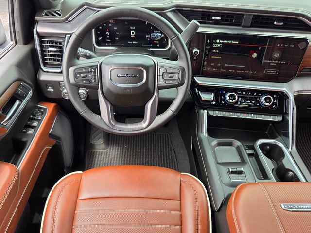 Used 2026 GMC Sierra 3500 Denali Ultimate AWD/4WD image 10