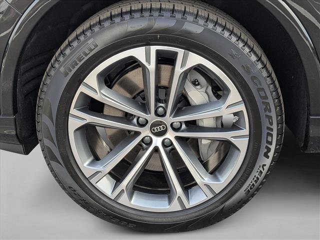New 2026 Audi Q7 2.0T Premium image 9