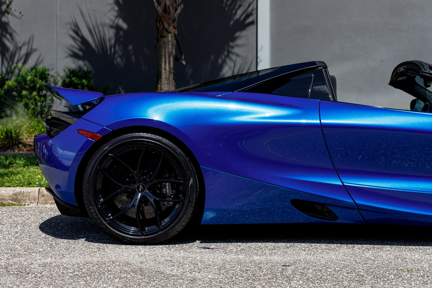 Used 2022 McLaren 720S Luxury RWD image 23