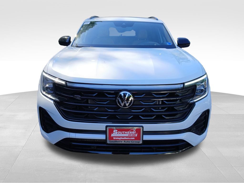 New 2026 Volkswagen Atlas Cross Sport SEL R-Line AWD/4WD image 8