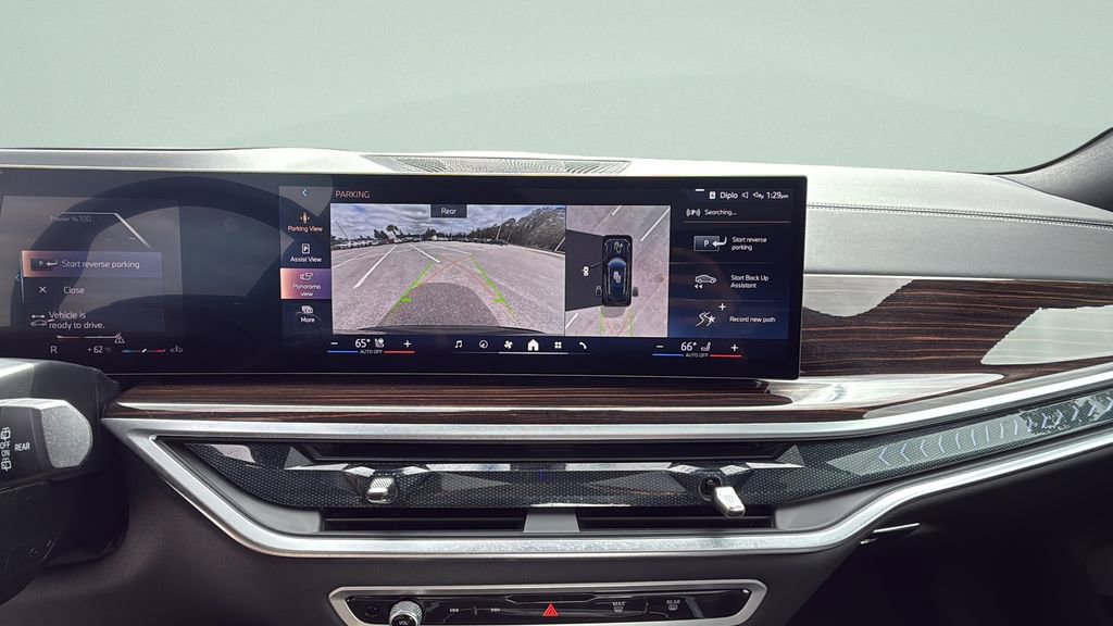 Certified 2025 BMW X5 xDrive40i w/ Parking Assistance Package image 11