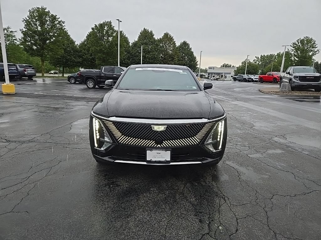 Used 2024 Cadillac Lyriq Tech w/ LPO, Floor Liner Package AWD/4WD image 9