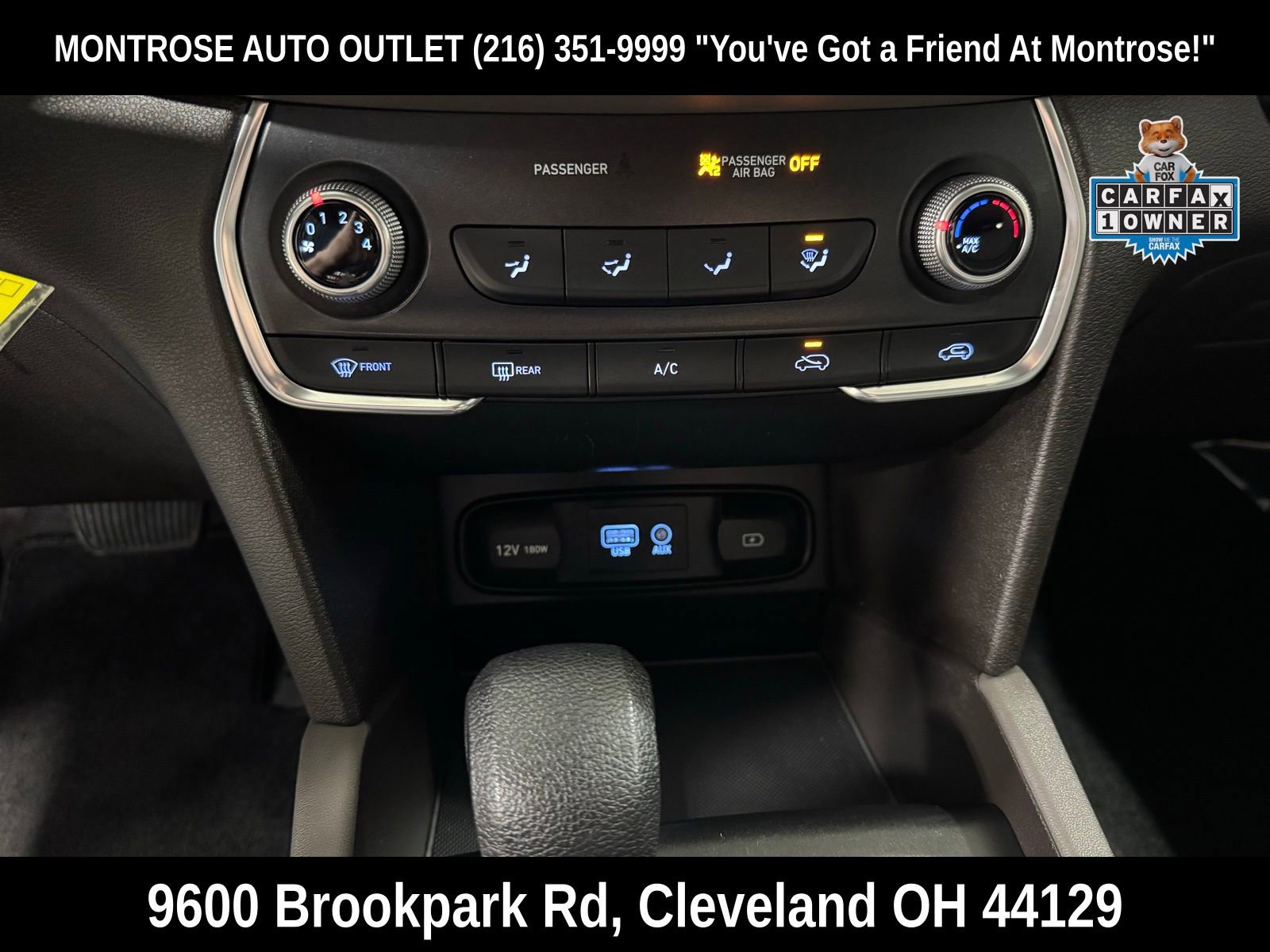 Used 2019 Hyundai Santa Fe SE image 24