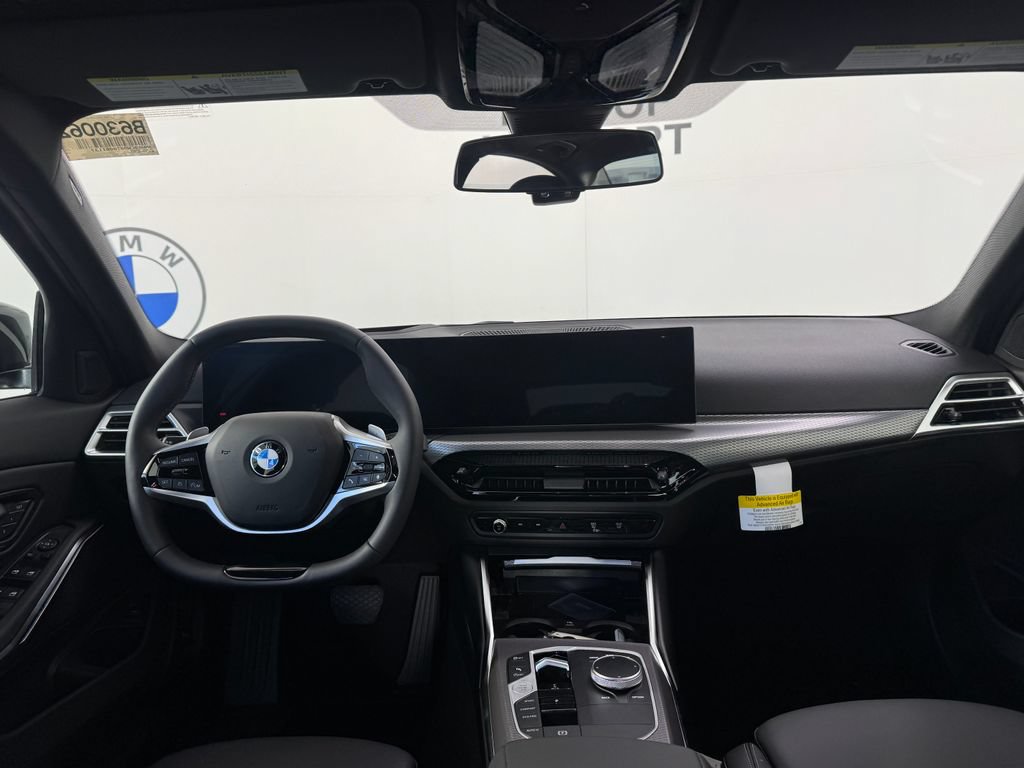 New 2026 BMW 330i xDrive Sedan w/ Premium Package AWD/4WD image 18