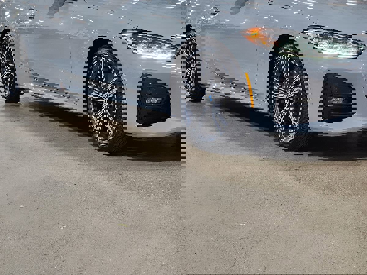 Used 2022 BMW 430i xDrive Coupe w/ M Sport Package image 16