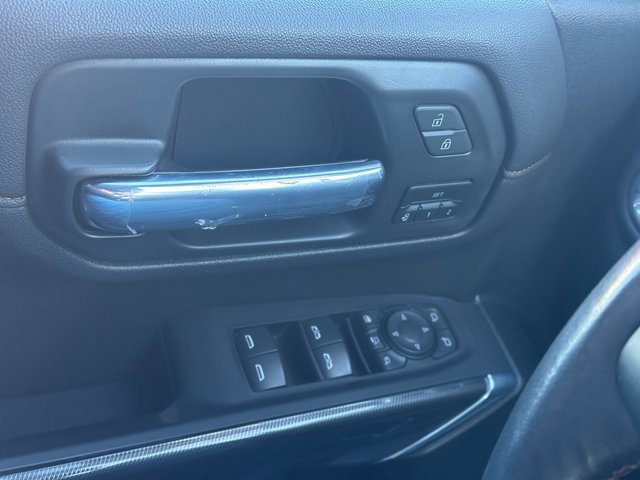 Used 2023 GMC Sierra 3500 AT4 w/ AT4 Preferred Package image 39