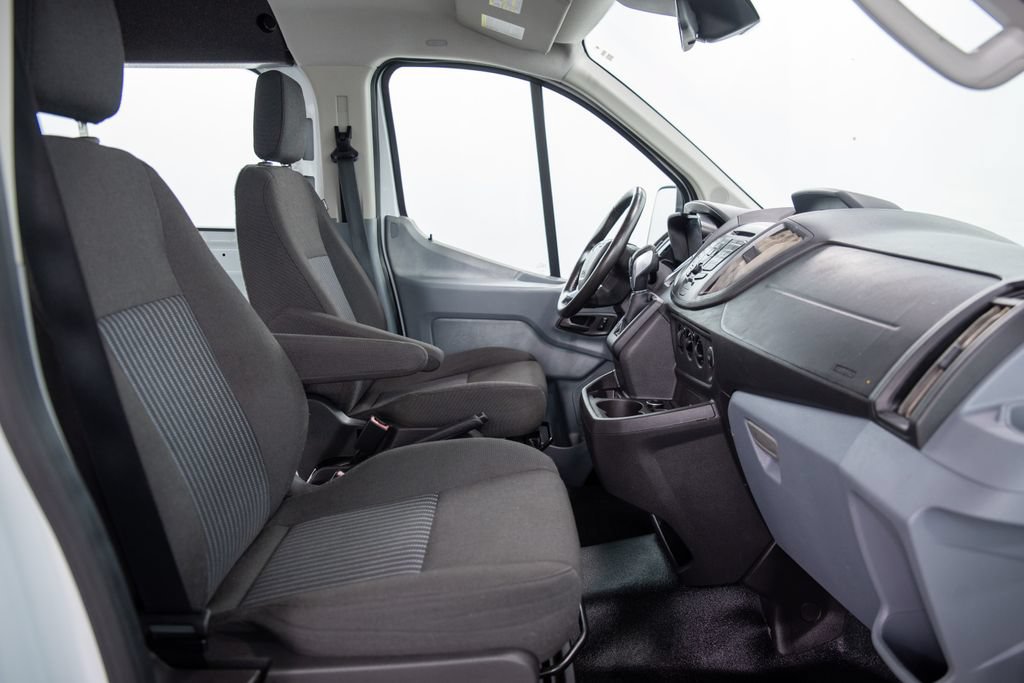 Used 2016 Ford Transit 250 130 Low Roof RWD image 15