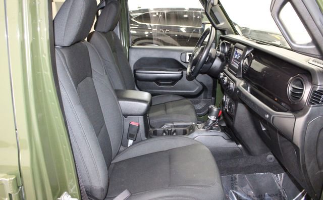 Used 2021 Jeep Wrangler Unlimited Sport image 13