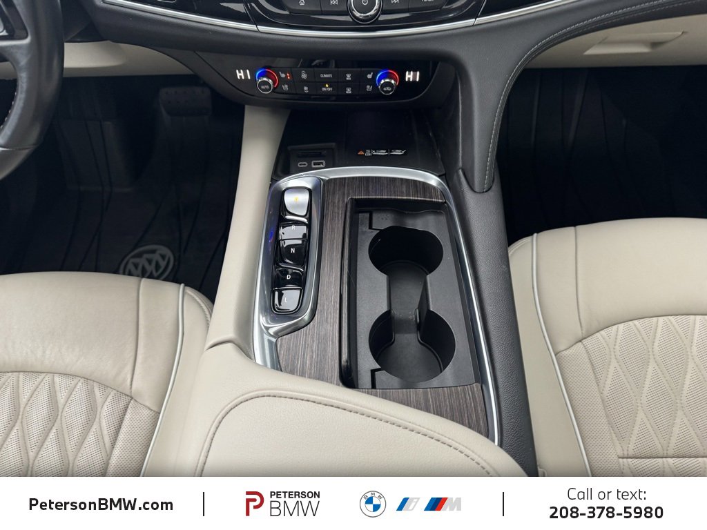 Used 2022 Buick Enclave Avenir w/ Avenir Technology Package image 11