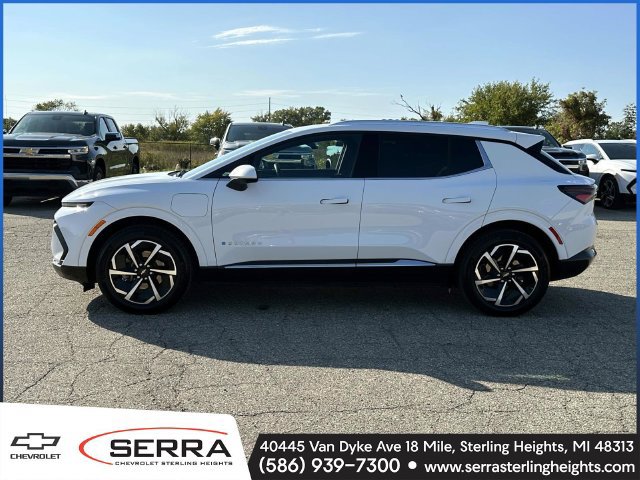 Used 2024 Chevrolet Equinox EV LT FWD image 2