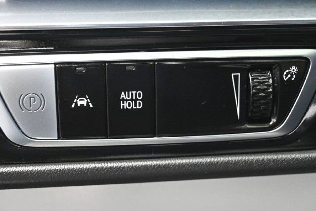 Used 2024 Cadillac Lyriq Sport AWD/4WD image 25
