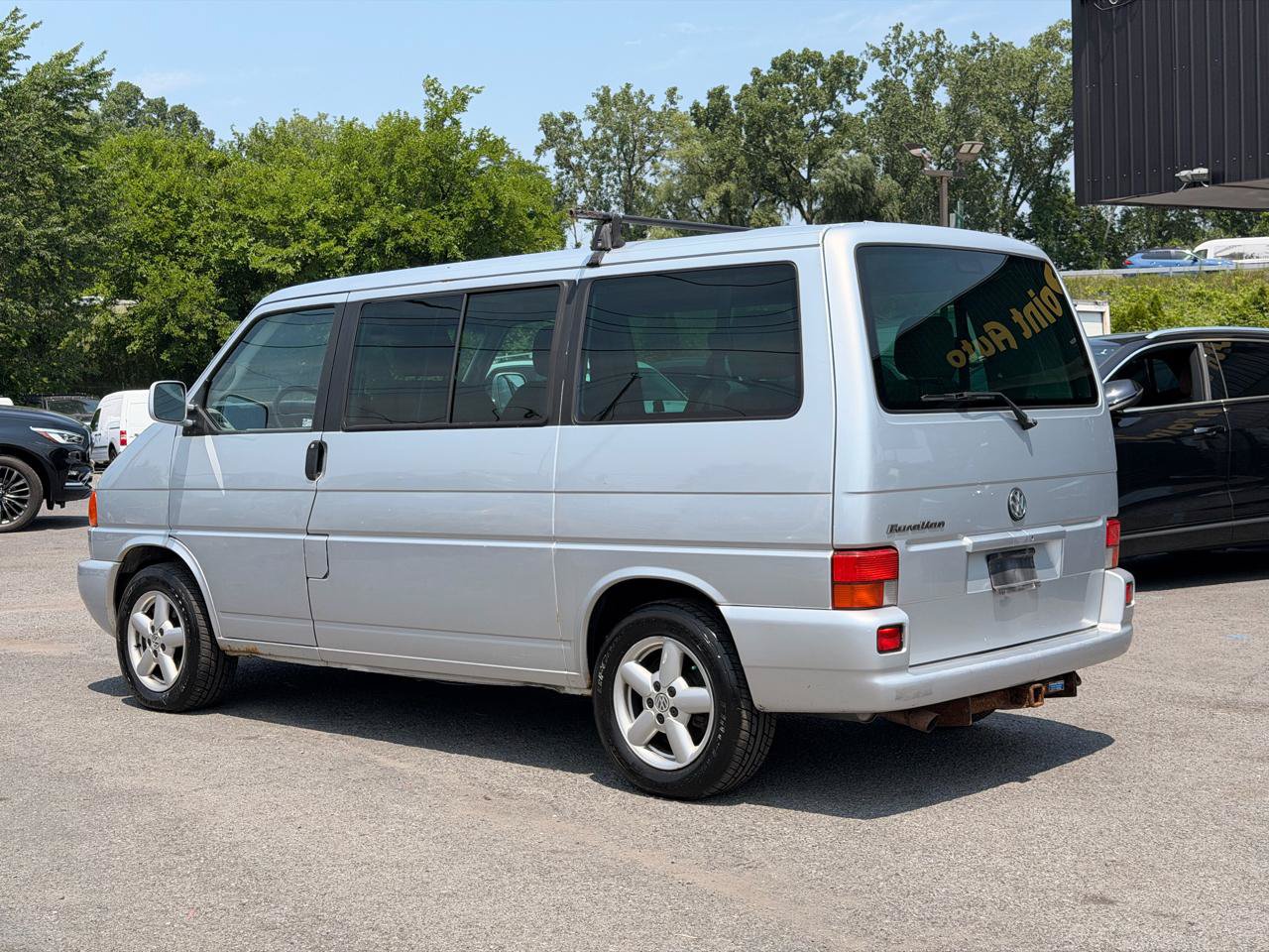 Used 2003 Volkswagen Eurovan MV FWD image 7