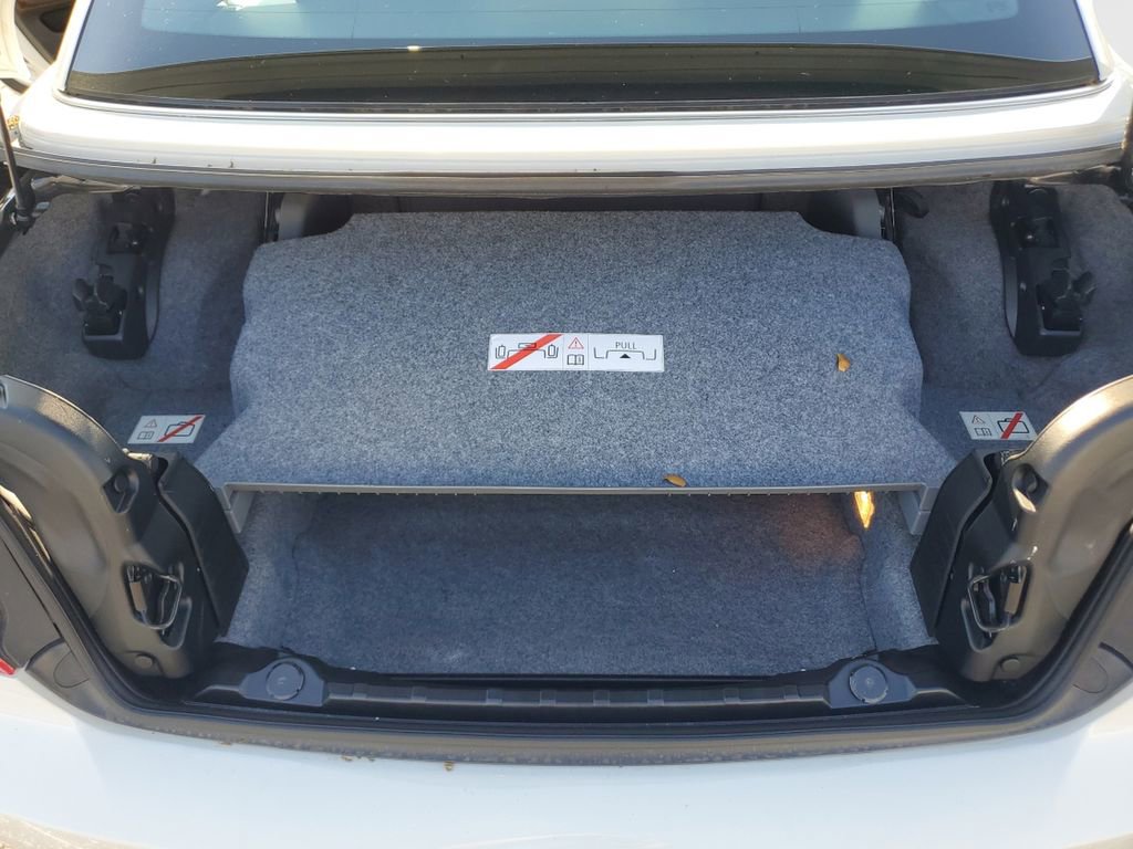 Used 2009 BMW 328i Convertible image 12