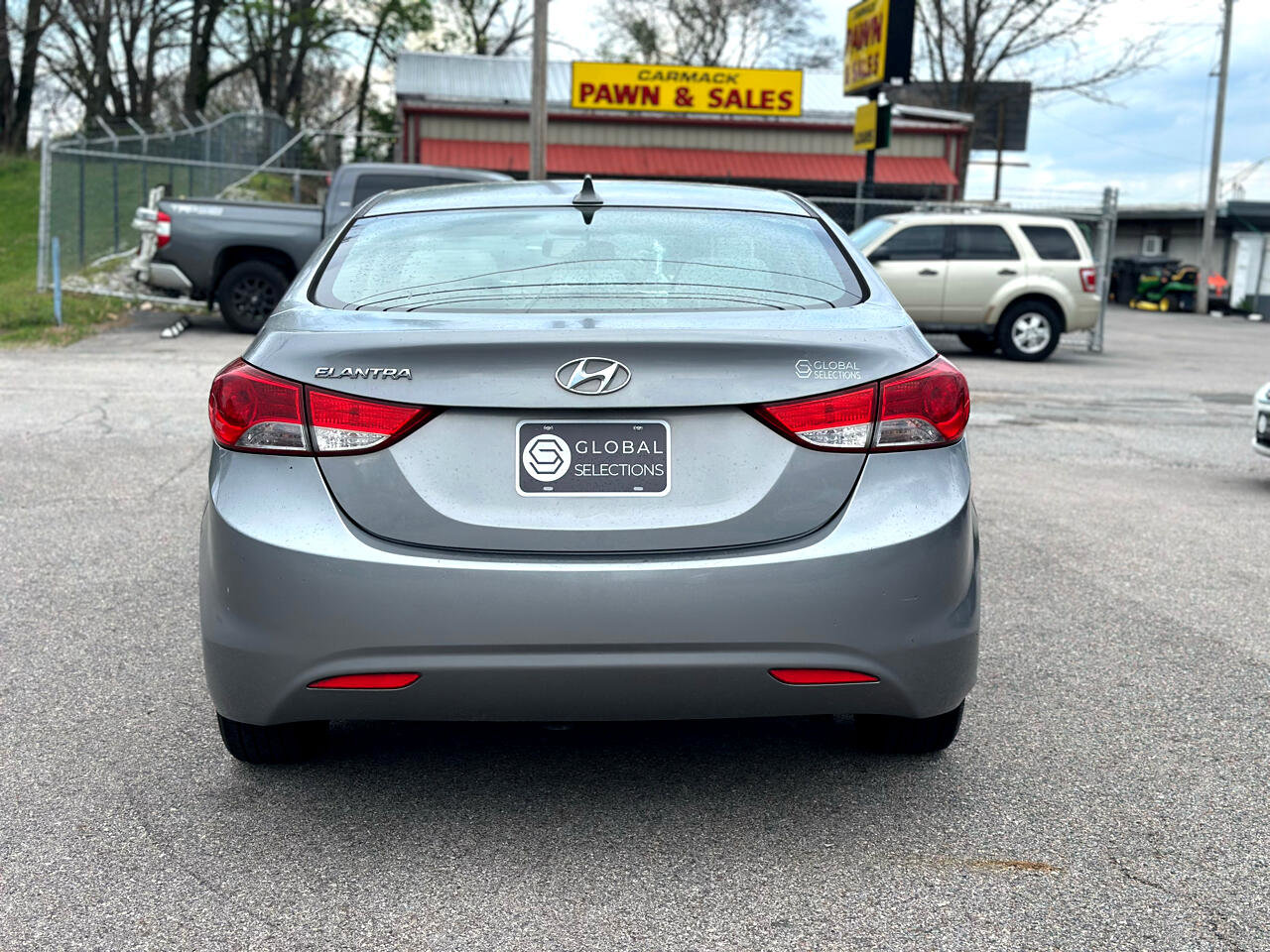 Used 2013 Hyundai Elantra GLS w/ Preferred Pkg image 7