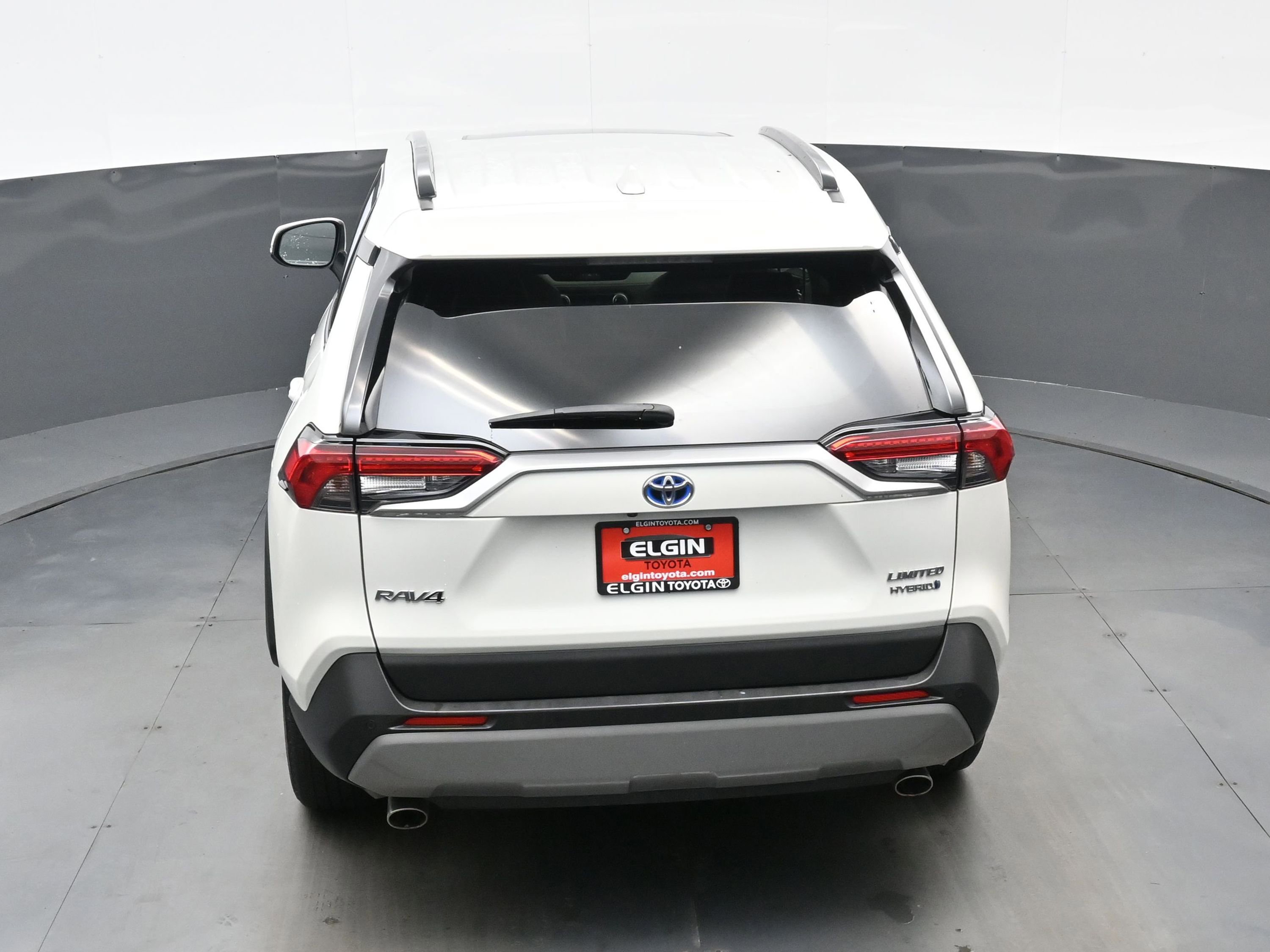 Used 2022 Toyota RAV4 Limited AWD/4WD image 41